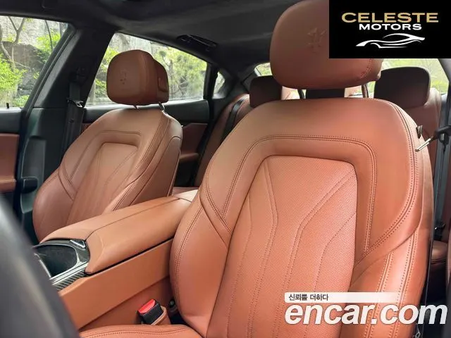 MASERATI QuattroGTS 3.8 V8 2014 — photo 8 sur 20