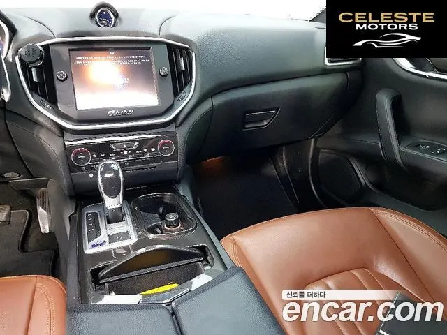 MASERATI Ghibli 3.0 2014 — photo 9 sur 26