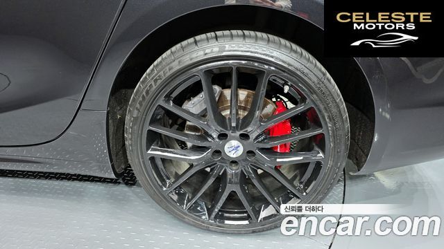 MASERATI Ghibli 3.0 Gran Sport 2019 — photo 7 sur 34