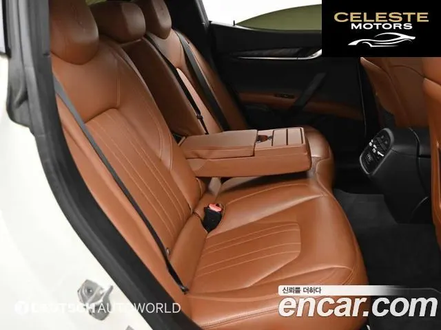 MASERATI Ghibli 3.0 Sport 2016 — photo 12 sur 26