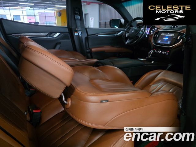 MASERATI Ghibli 3.0 2016 — photo 7 sur 26
