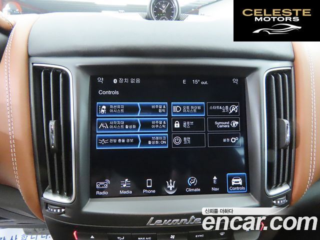 MASERATI Levante 3.0 AWD Gran 2018 — photo 11 sur 26