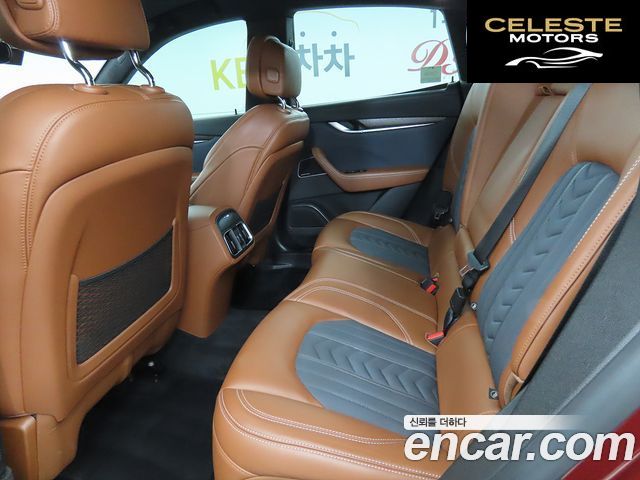 MASERATI Levante 3.0 AWD Gran 2018 — photo 8 sur 26