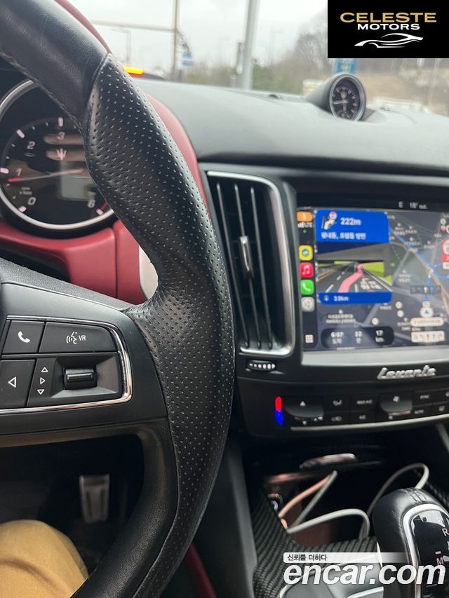 MASERATI Levante 3.0 AWD Sport 2017 — photo 5 sur 12