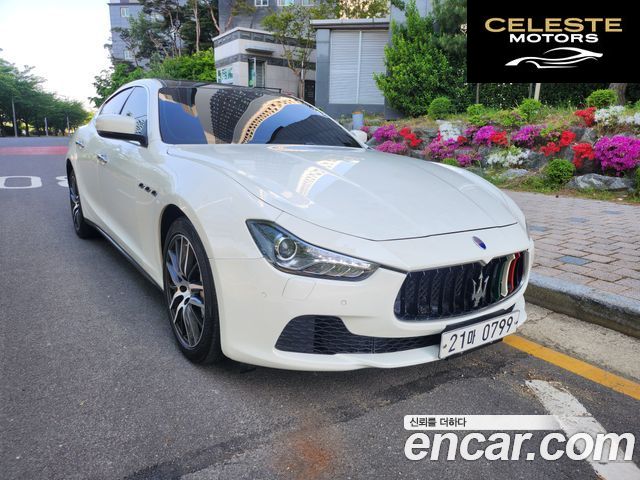 MASERATI Ghibli 3.0 2015 — photo 17 sur 26