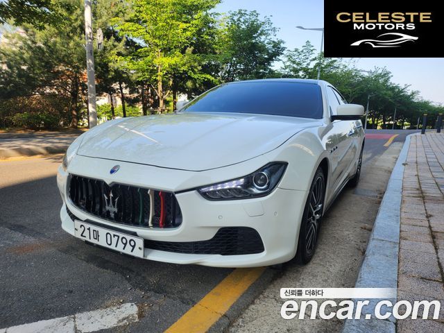 MASERATI Ghibli 3.0 2015 — photo 25 sur 26
