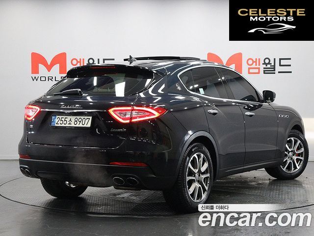 MASERATI Levante 3.0 AWD Gran 2019 — photo 3 sur 26