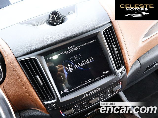 MASERATI Levante 3.0 AWD Gran 2019 — photo 7 sur 26