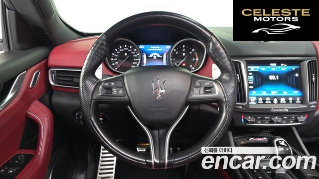 MASERATI Levante 3.0 AWD Gran Sport 2018 — photo 13 sur 20