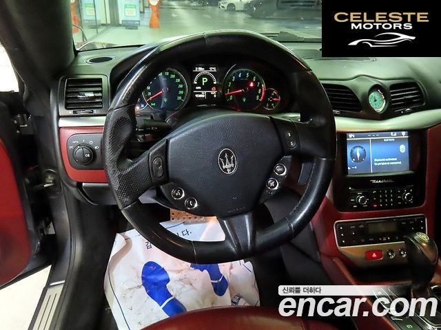 MASERATI Gran Turismo 4.7 Sport 2013 — photo 8 sur 24