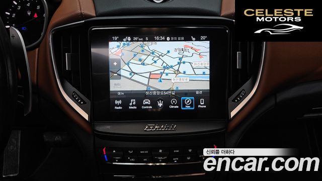 MASERATI Ghibli 3.0 2018 — photo 14 sur 26