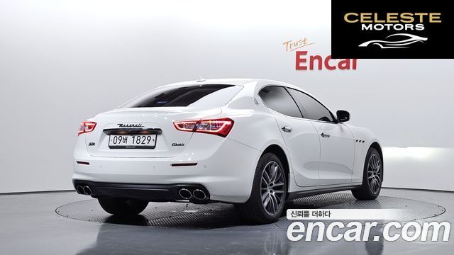 MASERATI Ghibli 3.0 2018 — photo 2 sur 26