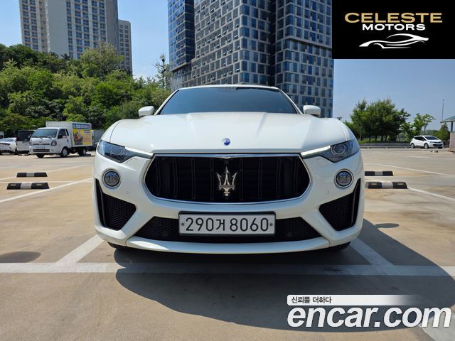 MASERATI Levante 3.8 GTS AWD 2019 — photo 2 sur 24