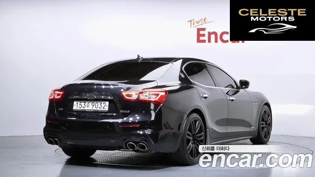 MASERATI Ghibli 3.0S Q4 Gran Sport 2019 — photo 2 sur 26