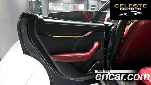 MASERATI Levante 3.0 AWD Gran 2019 — photo 15 sur 37