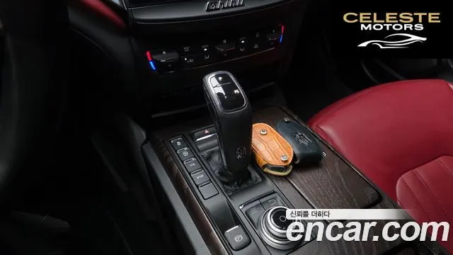 MASERATI Ghibli 3.0 2019 — photo 12 sur 34