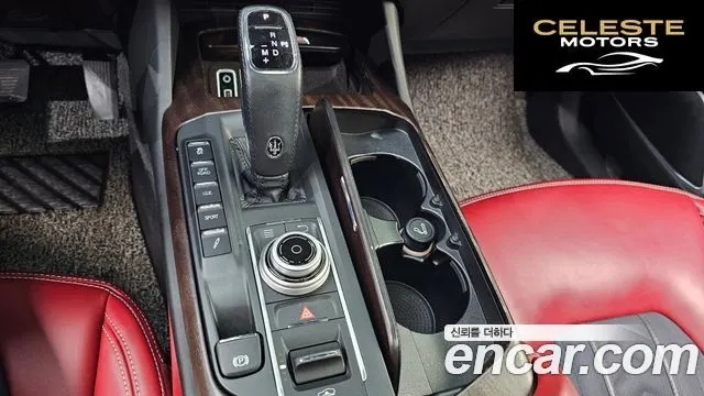 MASERATI Levante 3.0 AWD Gran 2019 — photo 12 sur 31