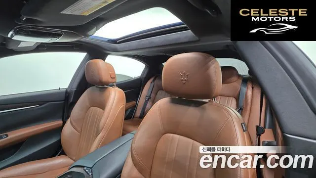 MASERATI Ghibli 3.0 2016 — photo 11 sur 26