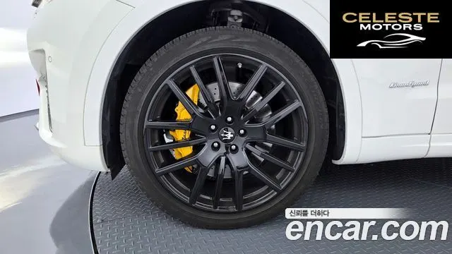 MASERATI Levante 3.0 S AWD Gran Sport 2019 — photo 4 sur 35