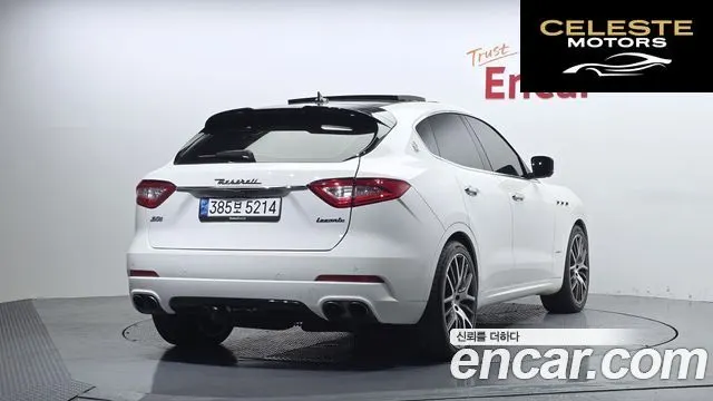 MASERATI Levante 3.0 S AWD Sport 2017 — photo 2 sur 34