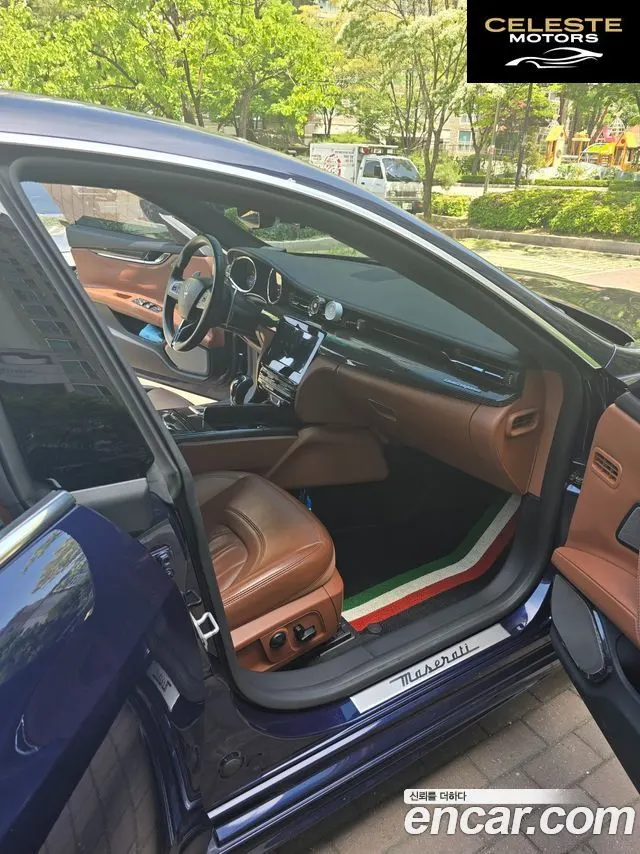 MASERATI QuattroGTS 3.8 V8 2015 — photo 14 sur 15