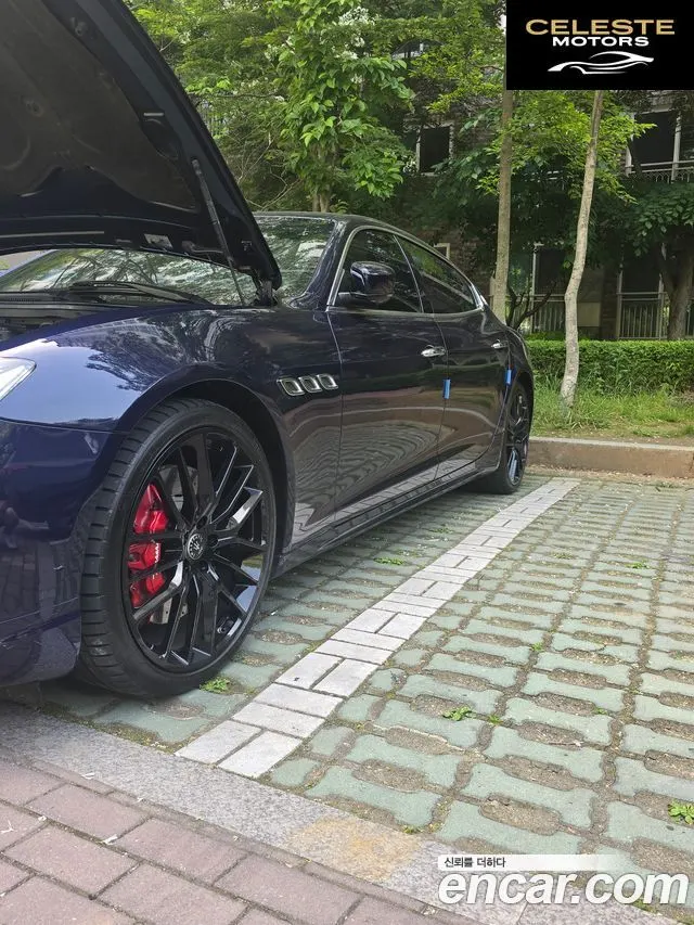 MASERATI QuattroGTS 3.8 V8 2015 — photo 8 sur 15