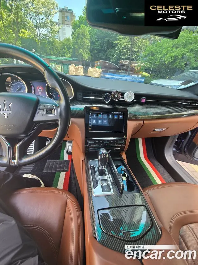 MASERATI QuattroGTS 3.8 V8 2015 — photo 9 sur 15