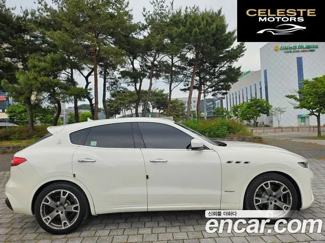 MASERATI Levante 3.0 AWD Gran Sport 2019 — photo 4 sur 26