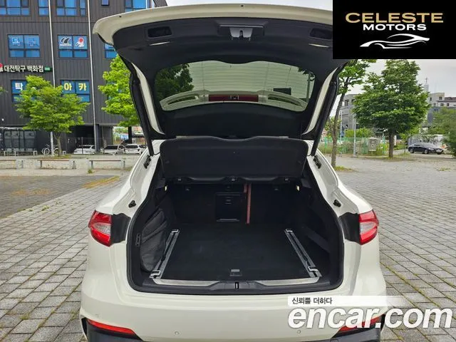 MASERATI Levante 3.0 AWD Gran Sport 2019 — photo 8 sur 26