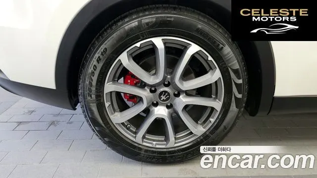 MASERATI Levante 3.0 AWD 2020 — photo 5 sur 33