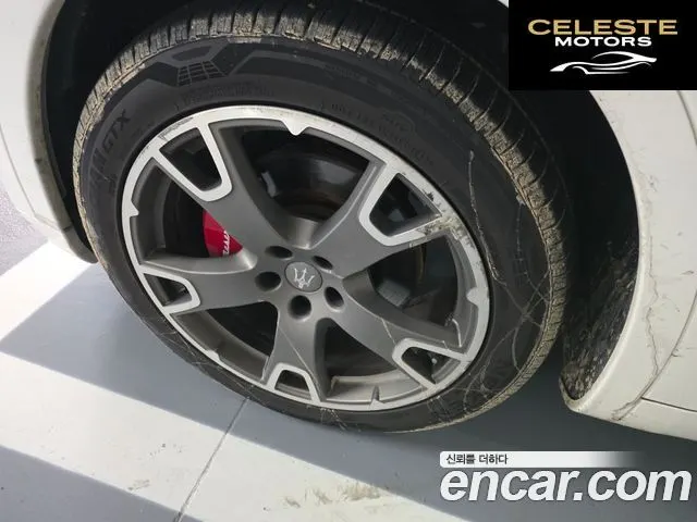 MASERATI Levante 3.0 AWD 2017 — photo 8 sur 25
