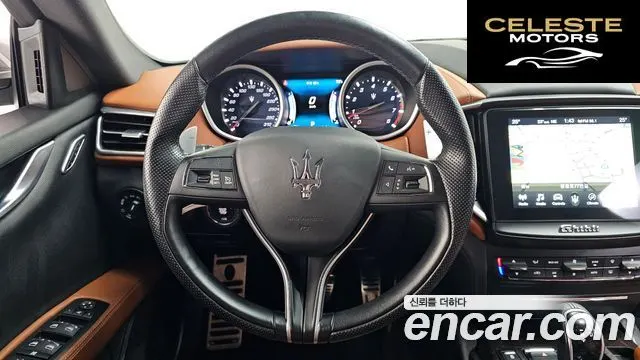 MASERATI Ghibli 3.0 Sport 2017 — photo 12 sur 20