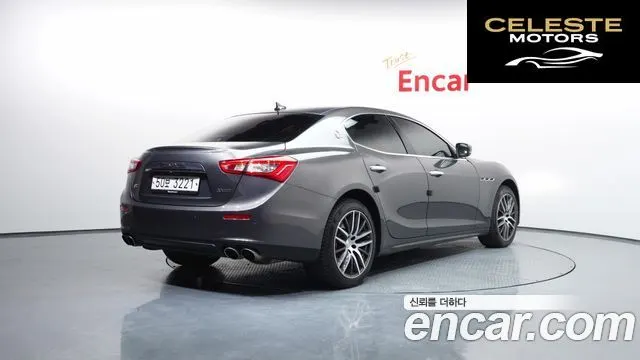 MASERATI Ghibli 3.0 Sport 2017 — photo 2 sur 20