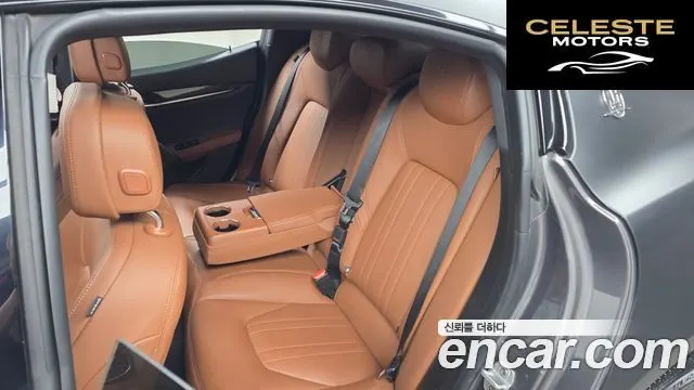 MASERATI Ghibli 3.0 2019 — photo 18 sur 32
