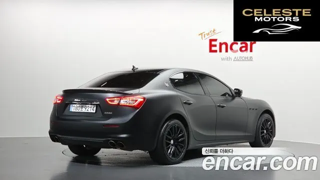 MASERATI Ghibli 3.0 2019 — photo 2 sur 32