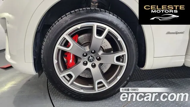 MASERATI Levante 3.0 AWD Gran Sport 2020 — photo 5 sur 37