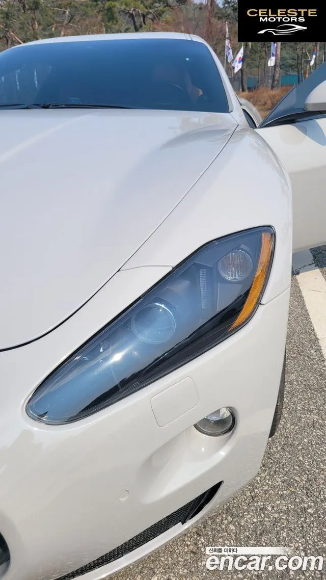 MASERATI Gran Turismo S 4.7 2010 — photo 7 sur 25