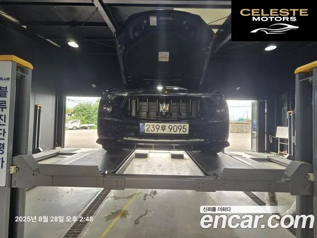 MASERATI Levante 3.0 S AWD Gran 2019 — photo 2 sur 8