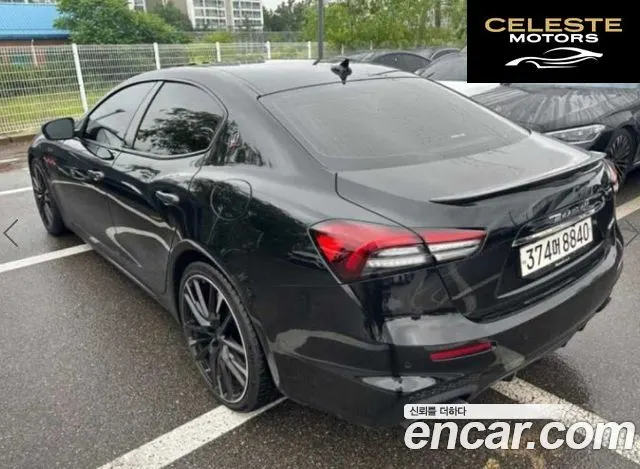MASERATI Ghibli 3.8 Trofeo 2021 — photo 3 sur 18