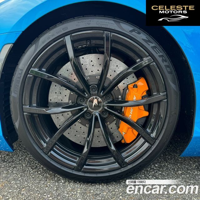MCLAREN 3.0 Coupé 2024 — photo 6 sur 11