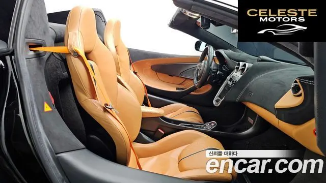 MCLAREN 570S 3.8 Spyder 2018 — photo 17 sur 31