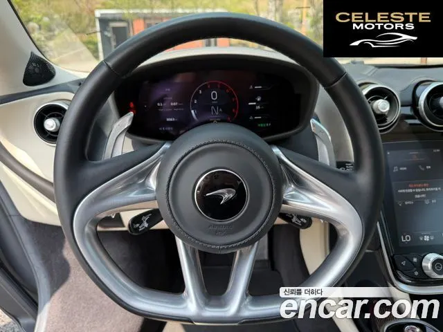 MCLAREN GT 4.0 2021 — photo 12 sur 26
