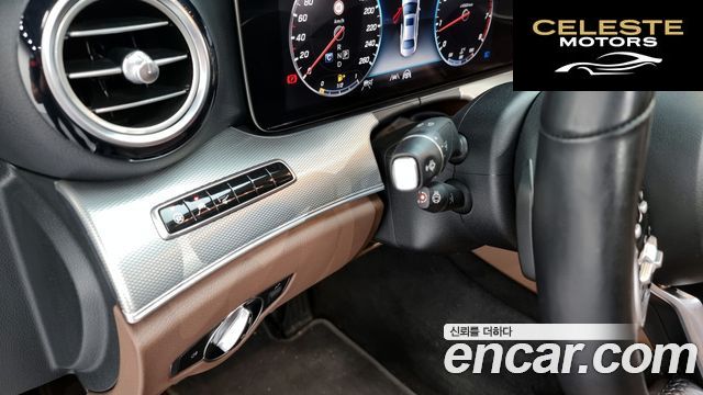 MERCEDES AMG E-Classe W213 E300 4MATIC AMG Line 2020 — photo 18 sur 20