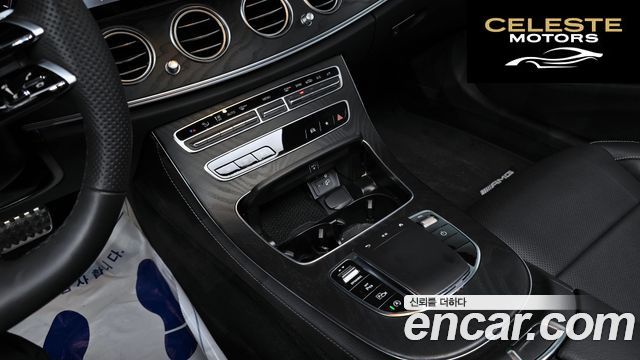 MERCEDES AMG E-Classe W213 E220d 4MATIC AMG Line 2023 — photo 17 sur 26