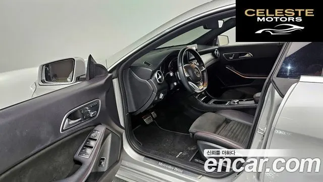 MERCEDES AMG CLA-Classe C117 CLA220 AMG Line 2018 — photo 10 sur 20