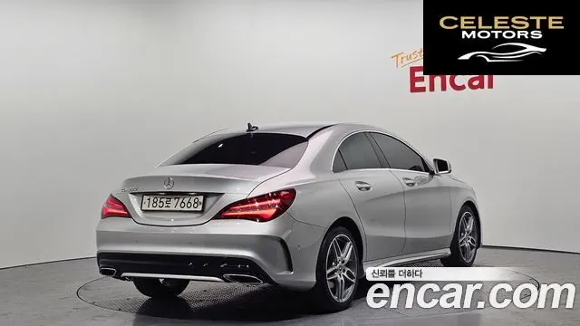 MERCEDES AMG CLA-Classe C117 CLA220 AMG Line 2018 — photo 2 sur 20