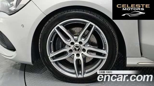 MERCEDES AMG CLA-Classe C117 CLA220 AMG Line 2018 — photo 5 sur 20