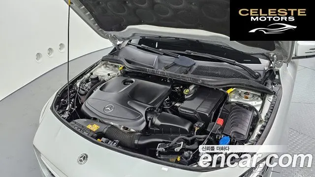 MERCEDES AMG CLA-Classe C117 CLA220 AMG Line 2018 — photo 6 sur 20