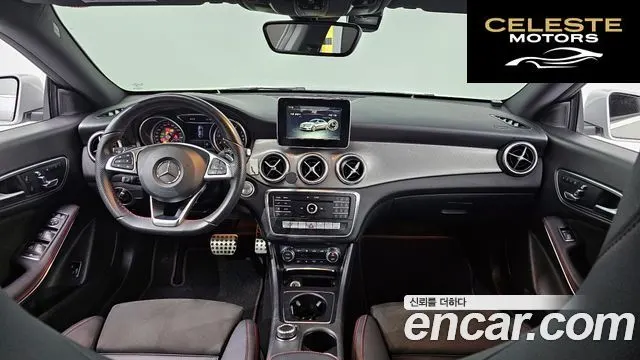 MERCEDES AMG CLA-Classe C117 CLA220 AMG Line 2018 — photo 7 sur 20