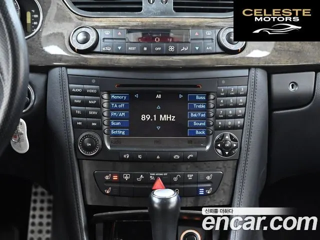 MERCEDES AMG CLS-Classe W219 CLS63 AMG 2007 — photo 14 sur 26